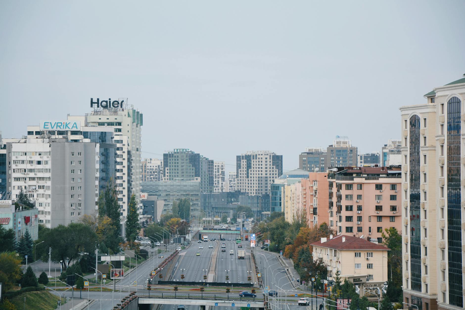 Алматы — городская архитектура и здания